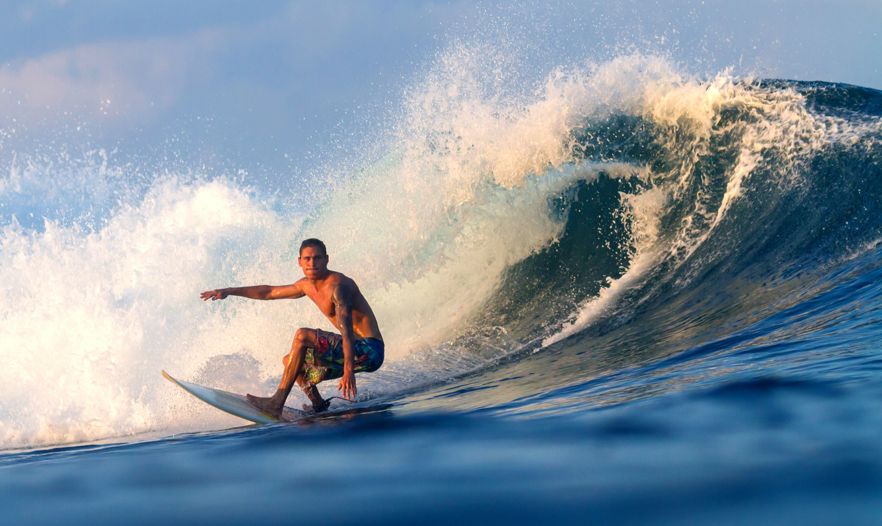¿Cómo el surf puede mejorar tu salud y bienestar?