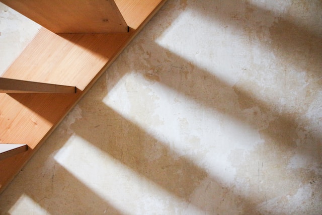 detalles para cuidar las escaleras de madera de nuestra casa